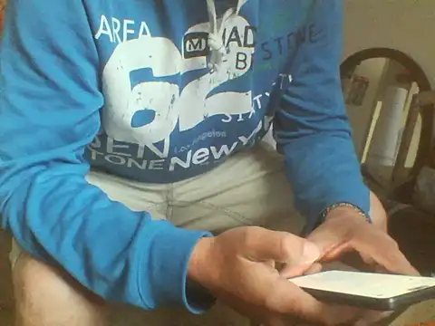 prcalek19 online show from 10-15-25, 03:23