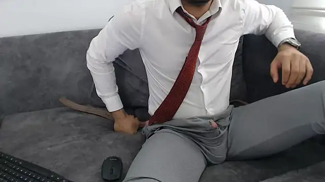 Snapshot of Naughtb0y chatting on 05-23-26, 11:14 Naughtb0y online show from 05-23-26, 11:14