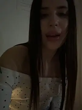 Milkissss online show from 04-26-26, 07:44