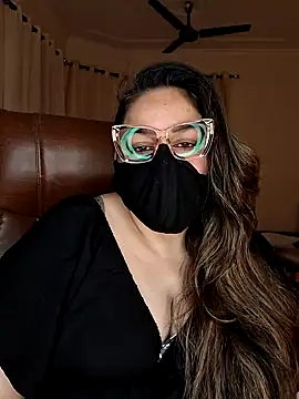 Snapshot of SEXY-Sardarni chatting on 12-20-24, 03:31 SEXY-Sardarni online show from 12-20-24, 03:31