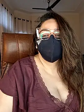 Snapshot of SEXY-Sardarni chatting on 04-25-26, 07:55 SEXY-Sardarni online show from 04-25-26, 07:55