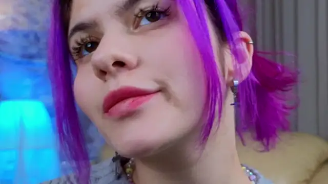 Snapshot of Katya_Zaitseva chatting on 12-31-24, 05:00 Katya Zaitseva online show from 12-31-24, 05:00