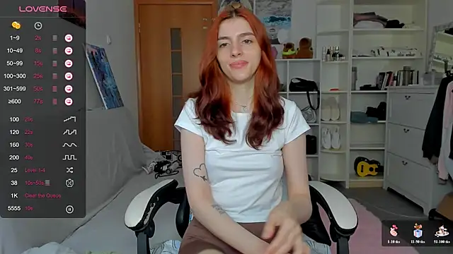 Snapshot of broosnica1 chatting on 07-07-26, 06:47 broosnica1 online show from 07-07-26, 06:47