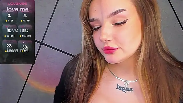 Snapshot of little_m0use chatting on 09-13-25, 05:24 little m0use online show from 09-13-25, 05:24