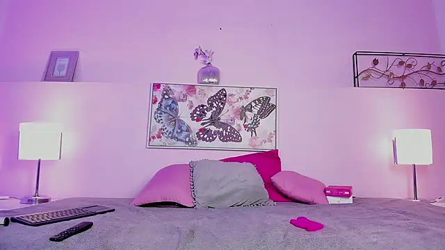 xenia golden online show from 02-28-26, 08:43