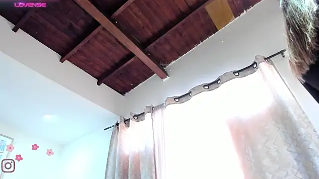  AlejaCruz  online show from 02-26-26, 06:18