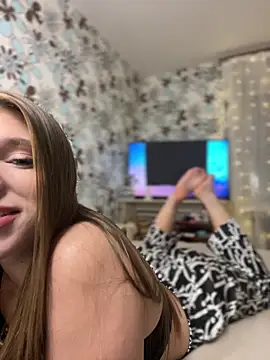 adel secret online show from 03-04-25, 07:32