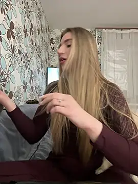 adel secret online show from 04-01-26, 07:33