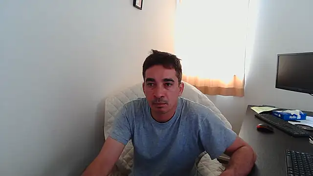 Latineirajp online show from 06-09-26, 02:12