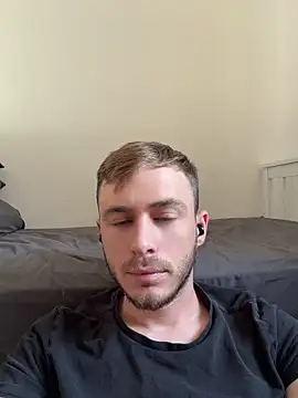 Julian128 online show from 07-26-26, 06:15