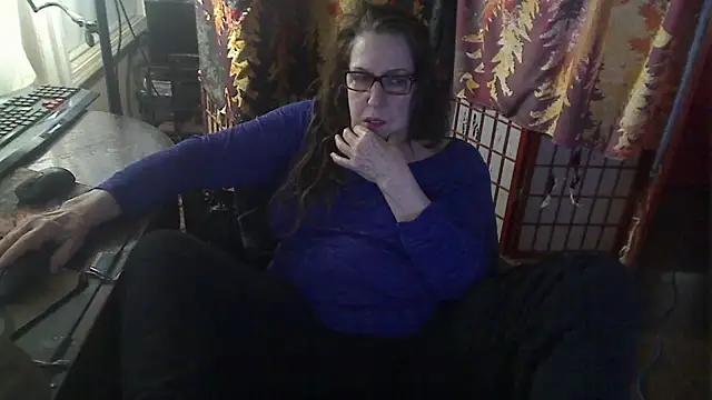 Ireallysquirt online show from 03-18-26, 01:31