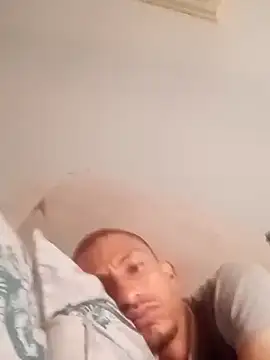 Snapshot of stiflercumsforyou chatting on 09-18-25, 02:35 stiflercumsforyou online show from 09-18-25, 02:35