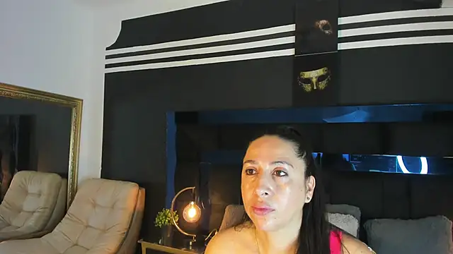 MayraVegas online show from 12-20-24, 01:00