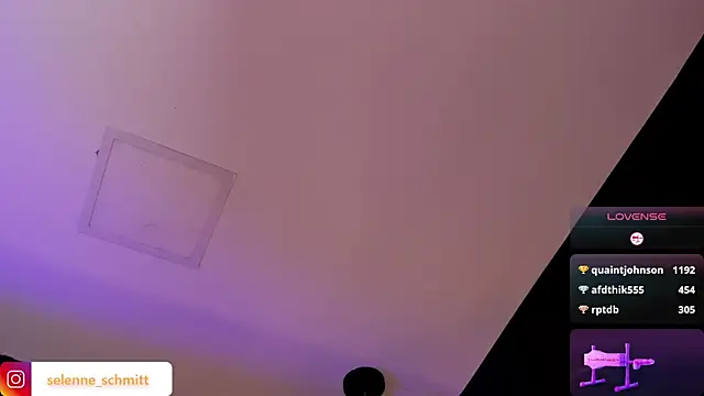 Snapshot of selenne_schmitt chatting on 03-12-25, 11:01 selenne schmitt online show from 03-12-25, 11:01