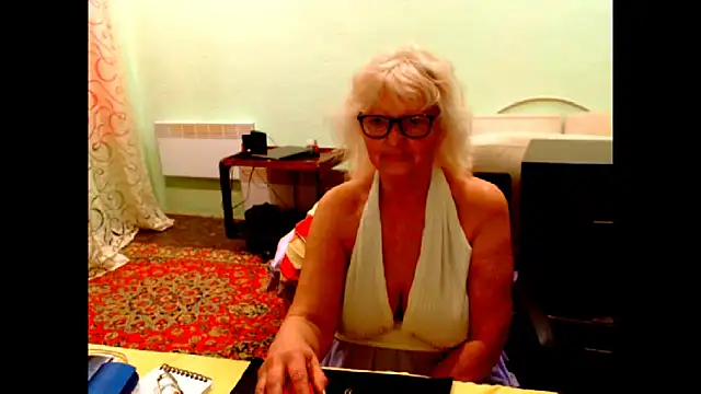 Natali7634 online show from 05-20-26, 03:34