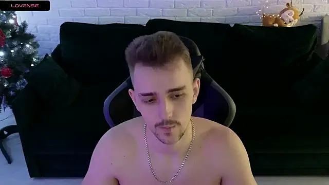 Larstar01 online show from 01-07-25, 06:16