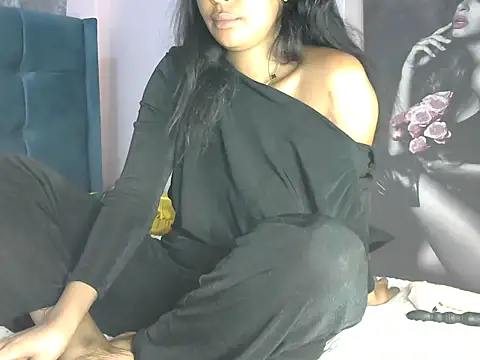 Petite lexii online show from 10-22-25, 12:16