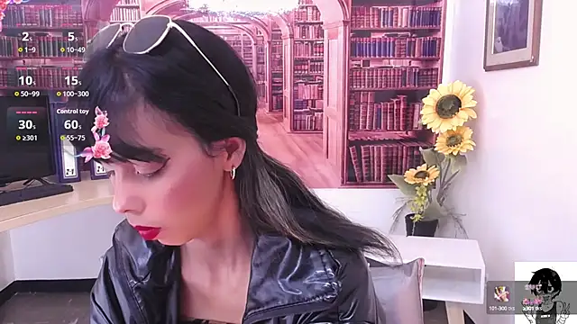 Snapshot of Catalella_Ar chatting on 09-25-25, 03:10 Catalella Ar online show from 09-25-25, 03:10