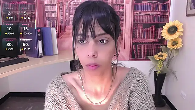 Snapshot of Catalella_Ar chatting on 10-03-25, 04:09 Catalella Ar online show from 10-03-25, 04:09