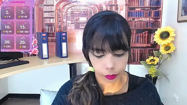 Snapshot of Catalella_Ar chatting on 10-10-25, 03:16 Catalella Ar online show from 10-10-25, 03:16