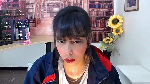 Snapshot of Catalella_Ar chatting on 10-21-25, 03:18 Catalella Ar online show from 10-21-25, 03:18