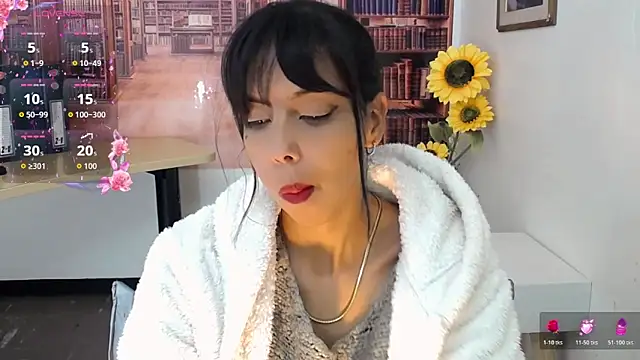 Snapshot of Catalella_Ar chatting on 10-23-25, 03:17 Catalella Ar online show from 10-23-25, 03:17