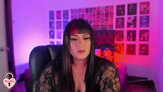 Snapshot of Tellme_Alexa chatting on 11-05-25, 04:12 Tellme Alexa online show from 11-05-25, 04:12