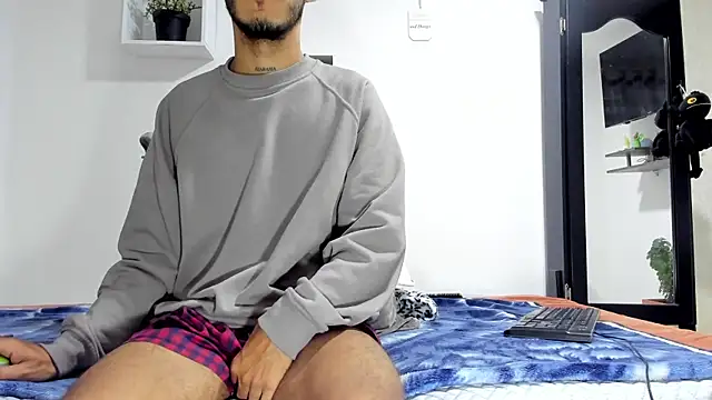 Aronxxs online show from 01-10-25, 09:55