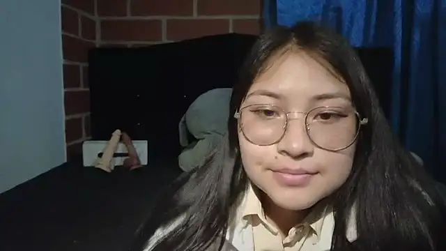 Caroll Luna online show from 03-22-25, 04:45