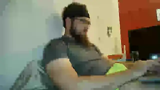 Snapshot of dikdowndaddy chatting on 12-04-24, 06:33 dikdowndaddy online show from 12-04-24, 06:33