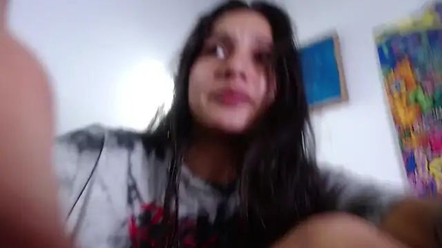 Snapshot of Babe_ali chatting on 12-27-24, 01:00 Babe ali online show from 12-27-24, 01:00