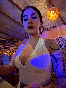 Mon Cherry online show from 10-28-25, 12:47