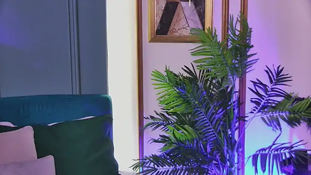 LunaWills  online show from 02-07-26, 05:44