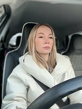 Snapshot of LavenderHot chatting on 02-20-25, 02:18 LavenderHot online show from 02-20-25, 02:18