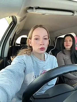 Snapshot of LavenderHot chatting on 03-12-25, 02:20 LavenderHot online show from 03-12-25, 02:20