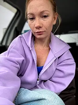 LavenderHot online show from 04-16-26, 01:39