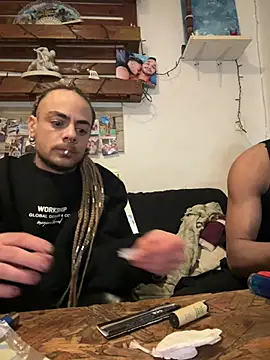 Snapshot of EnricoGio chatting on 02-07-25, 07:59 EnricoGio online show from 02-07-25, 07:59