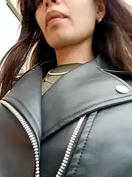 Snapshot of Violeta_12- chatting on 11-06-25, 08:43 Violeta 12- online show from 11-06-25, 08:43