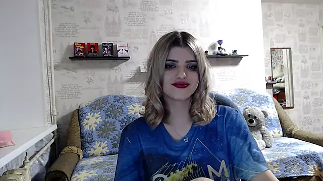 Snapshot of AleksandraFlores chatting on 02-17-25, 12:54 AleksandraFlores online show from 02-17-25, 12:54