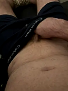 Snapshot of Straightlad95 chatting on 11-25-25, 09:48 Straightlad95 online show from 11-25-25, 09:48