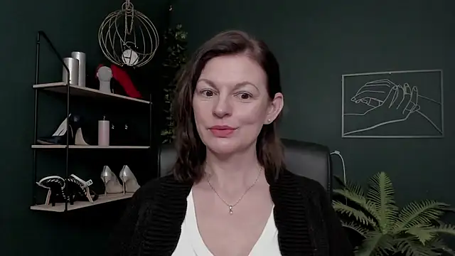 VivianWILD online show from 01-07-26, 07:44