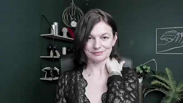 VivianWILD online show from 04-23-26, 12:29