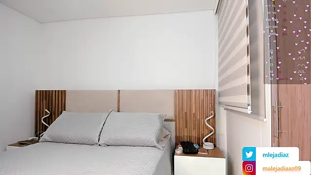 Snapshot of MalejaDiaz_ chatting on 09-29-25, 09:52 MalejaDiaz  online show from 09-29-25, 09:52