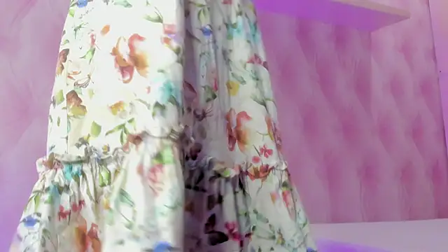 Hilary-banks online show from 03-04-25, 03:44