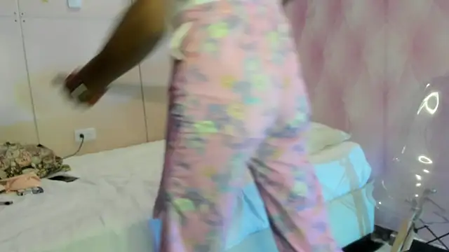 Hilary-banks online show from 03-07-25, 03:29