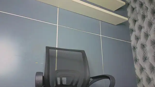 Hilary-banks online show from 09-26-25, 01:31