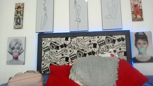 Rihana14 online show from 06-04-26, 10:05