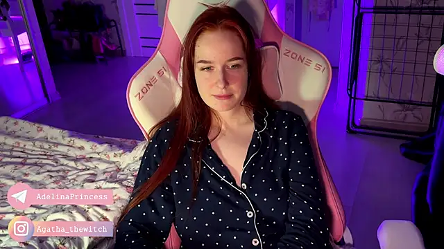 Snapshot of pearl_princess_ chatting on 12-14-24, 01:28 pearl princess online show from 12-14-24, 01:28