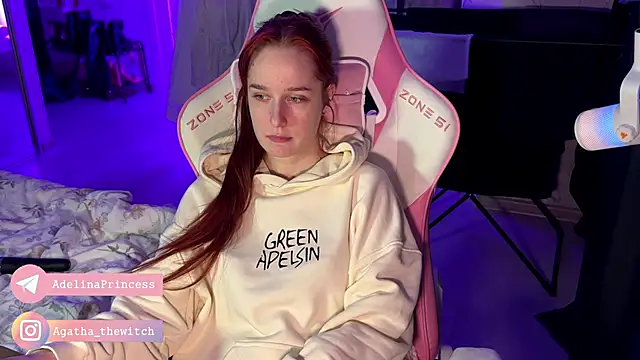 Snapshot of pearl_princess_ chatting on 01-15-25, 01:23 pearl princess online show from 01-15-25, 01:23