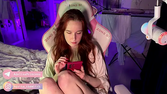 Snapshot of pearl_princess_ chatting on 02-21-25, 05:56 pearl princess online show from 02-21-25, 05:56